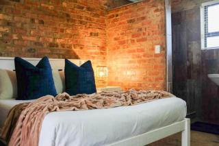 Low Tide 8 Sleeper - Agulhas - 2