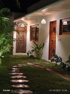 Oasis Road 2 - Hinkong - 2