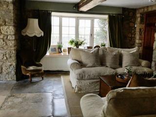 Tuckers Farm - Newport - 1