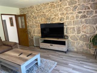 Old House Poda - Rap - 1