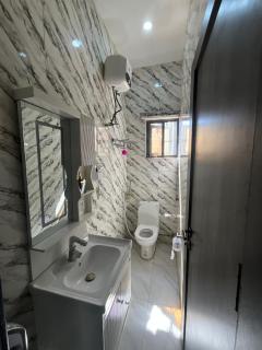 Livingstone Luxury Apartments - Mama - 2
