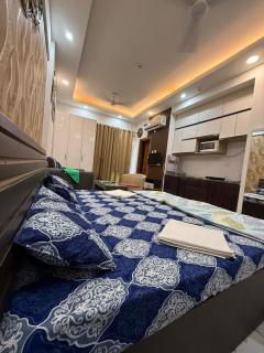 Zoom The Luxury Studio - 1