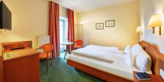 Fachwerkhaus - Hotel Weisses Lamm - Veitshöchheim - 0
