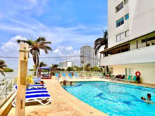 ApartaEstudio piso alto, cerca hotel Hilton y Dan Carton salida al Mar - Cartagena - 0