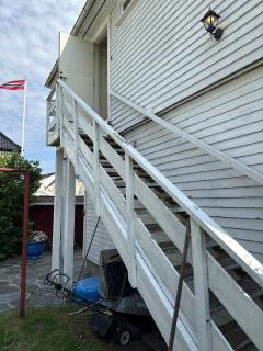Perfect location! 4-bed apartment, 100m from main street - Kristiansand - 1