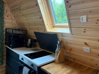 Sycamore Lodge with Hot Tub- Quirky & Romantic - Halstead - 5