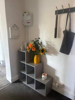 Modern 2-Bed Victorian Apartment - Sleeps 6 & Pets - Yeovil - 3