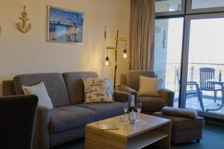 Inselblume 02 - Maritime Ferienwohnung, Blick zum Yachthafen - 2