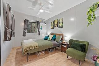 Cabin By The Creek Hidden Oasis - 5