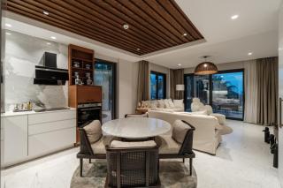 2-Bedroom Beachfront Flat with Hotel Amenities - Bodrum - 5