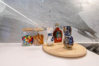 2-Bedroom Beachfront Flat with Hotel Amenities - Bodrum - 3