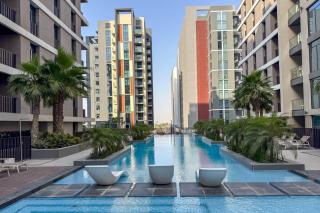 Art-Inspired 1 Bedroom in Wilton Terraces - 6