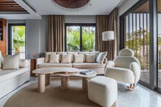 2-Bedroom Beachfront Flat with Hotel Amenities - Bodrum - 0