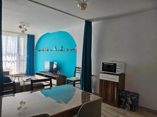 2BR Sea Sunrise View Apartment Happy Place - 3