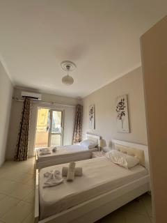 Leilas Apartment - Himarë - 6