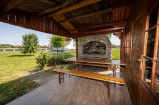 Three-Bedroom Holiday Home Vida with Private Pool - Zagreb - 5