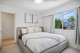 Queen Elizabeth Garden Stay with Parking and King Bed for 6 - Vancouver - 9