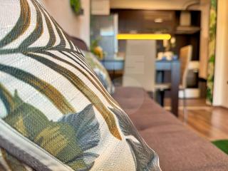 Urban Botanical 2BR - Varna - 1