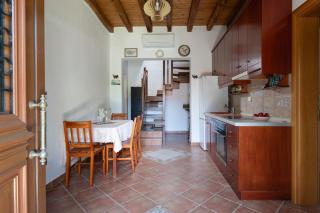 Kyr Gianni Mansion - 3