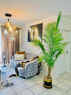 THE COZY HOME in Greenpark Boksbug by OR Tambo Airport - Boksburg - 7