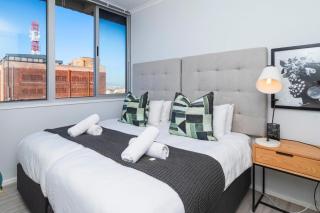 Stylish Urban Retreat with Stunning City Views - Kapstadt - 5