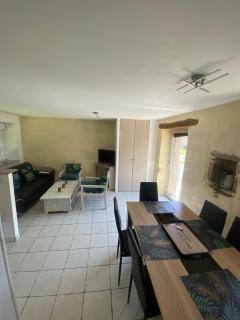 Gite le ST CADO 4-6 pers, piscine, billiard et baby-foot - 4