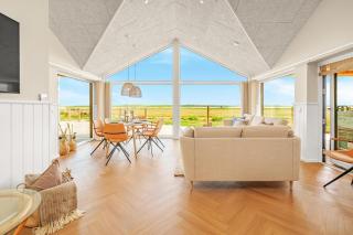 Uniquely located wooden cottage by the sea - SJ1 - Harboør - 8
