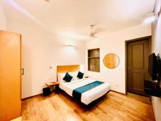 Couple Friendly Hotel- Surajkund Faridabad Shooting Range - Faridabad - 0