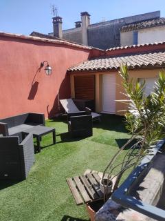 Appartement 130m2, 3 chambres avec terrasse - Pierrelatte - 0