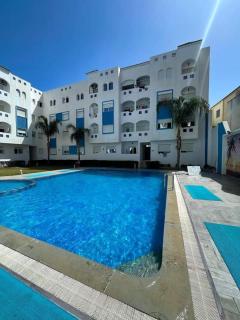 Luxury 2BR Apt Martil 3rd Floor & Elevator - Martil - 0