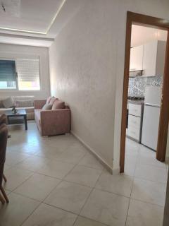 Luxury 2BR Apt Martil 3rd Floor & Elevator - Martil - 3