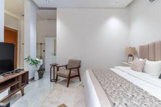 شقة مؤثثة بتصميم أنيق - Riad - 7