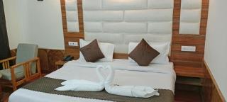 Hotel Ashoka inn - Jāmb - 5