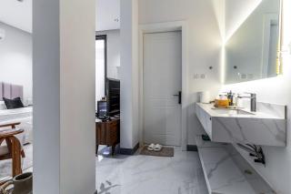 شقة مؤثثة بتصميم أنيق - Riad - 2