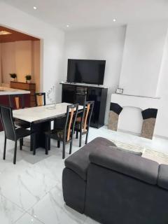 Spacious House in Brunehaut with Lake View - - 7