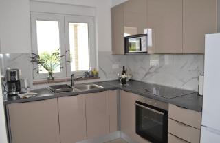 Holiday House Mara - Razvala - 6