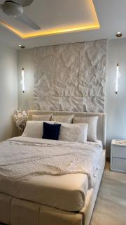 Serene 1BHK Central Gulberg Self check-in WiFi Pool - Lahore - 6
