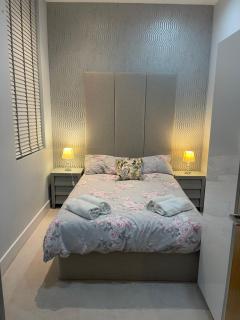 Beautiful 2 Bedroom Apartment, Moments from Notting Hill & Little Venice - Londra - 6