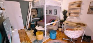 Stylish, bohemian Studio in the centre of Exarchia - Atenas - 8