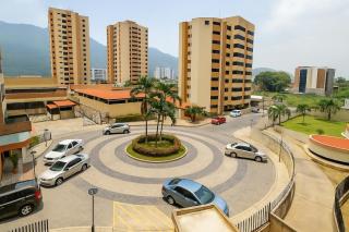 Cozy 2BR Apartment Near Sambil Valencia - Naguanagua - 9