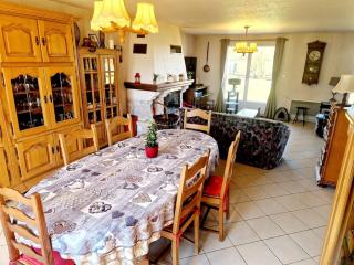 Cozy 2 bedroom house - Sars-Poteries - 0