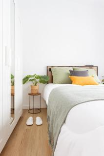 Stylish Apartment by the Sea - 5