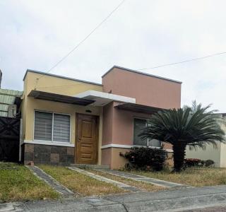 Villa con Piscina Mirador y Seguridad Privada - Guayaquil - 0
