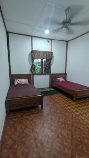 Abadi's Homestay - Tanjung Karang - 4