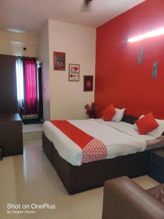 Shakun Hotel Palace - Ghaziabad - 4