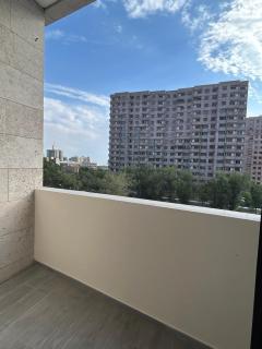 2 room apartment in Yerevan, Armenia, in a new building on Paruyr Sevak Street, 55 sq m high ceilings - Erevan - 1