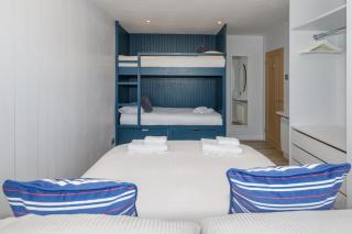 Luxury 2bed apartment with parking 5min walk to beach - Pembrokeshire - 3