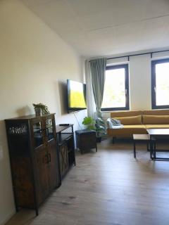 Industiral Design - 24h Self-Check- in - bis 7 Personen - zentrale Lage - Parkplatz - WiFi - Innenhof - Nalbach - 7