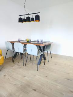 Industiral Design - 24h Self-Check- in - bis 7 Personen - zentrale Lage - Parkplatz - WiFi - Innenhof - Nalbach - 6