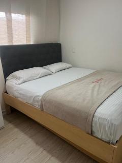 Apartment at Guatape Malecon In front of the lake Fantastic location - Guatapé - 9